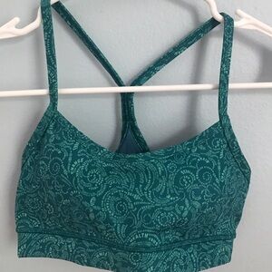Lululemon Flow Y bra size 4